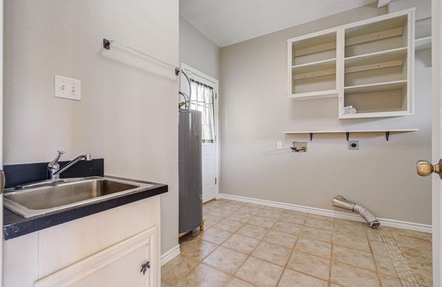 6081 Fm-3081, Willis, TX 77378