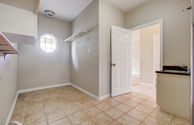 6081 Fm-3081, Willis, TX 77378