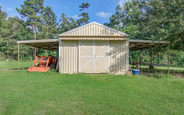 6081 Fm-3081, Willis, TX 77378