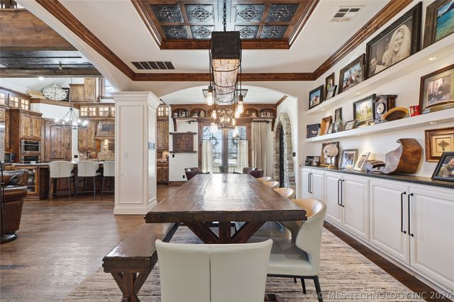 2549 S Evanston Avenue, Tulsa, OK 74114