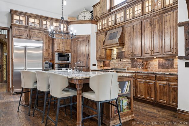 2549 S Evanston Avenue, Tulsa, OK 74114