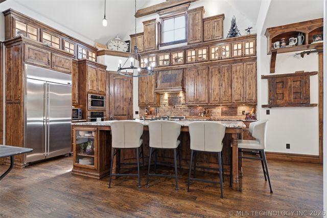 2549 S Evanston Avenue, Tulsa, OK 74114