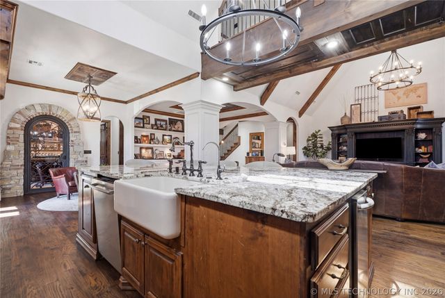 2549 S Evanston Avenue, Tulsa, OK 74114