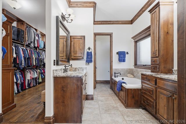 2549 S Evanston Avenue, Tulsa, OK 74114