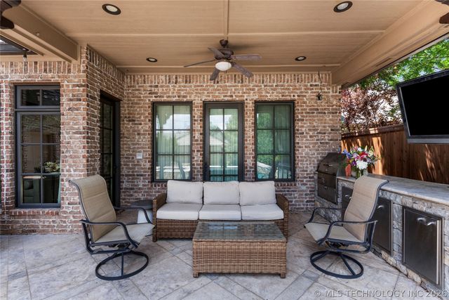 2549 S Evanston Avenue, Tulsa, OK 74114