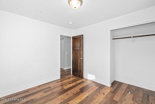 202 Silver Saddle CT, Pinehurst, ID 83850