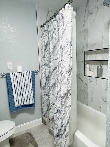 1035 E Gum Street, Russellville, AR 72802