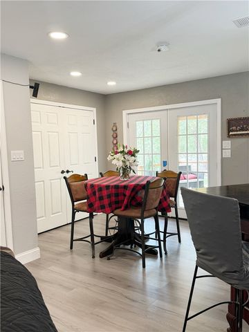 1035 E Gum Street, Russellville, AR 72802