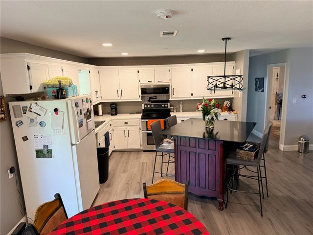 1035 E Gum Street, Russellville, AR 72802