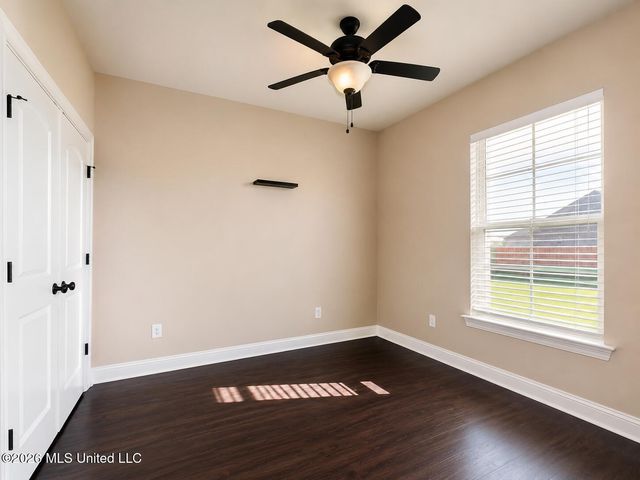 11456 Memphis Circle, Ocean Springs, MS 39564
