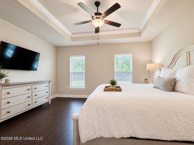 11456 Memphis Circle, Ocean Springs, MS 39564