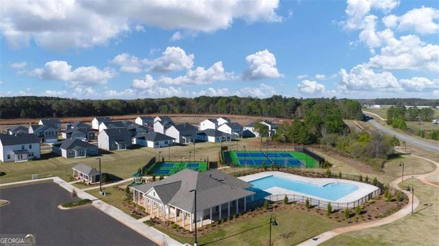 341 Graham Campbell Lane, Statham, GA 30666