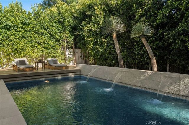16130 Otsego Street, Encino, CA 91436