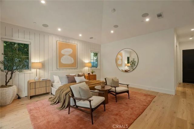 16130 Otsego Street, Encino, CA 91436