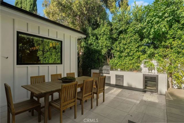 16130 Otsego Street, Encino, CA 91436
