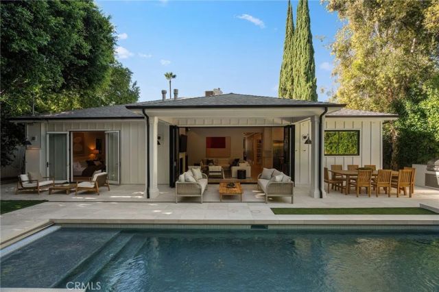 16130 Otsego Street, Encino, CA 91436