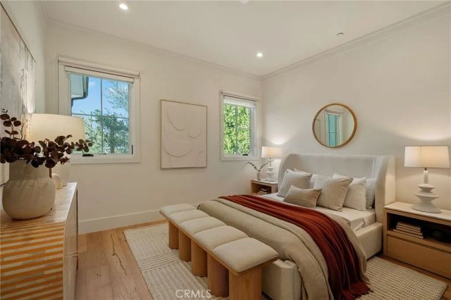 16130 Otsego Street, Encino, CA 91436