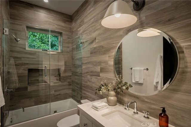 16130 Otsego Street, Encino, CA 91436