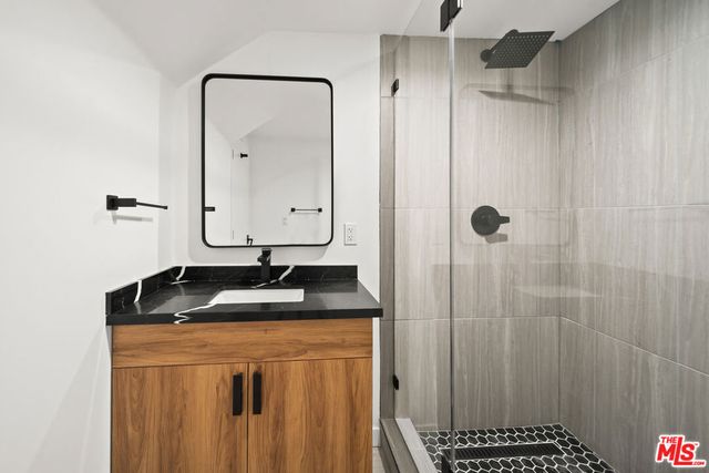 6049 Craner Avenue 2, North Hollywood, CA 91606