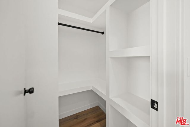 6049 Craner Avenue 2, North Hollywood, CA 91606