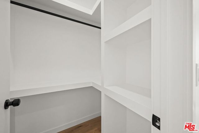 6049 Craner Avenue 2, North Hollywood, CA 91606