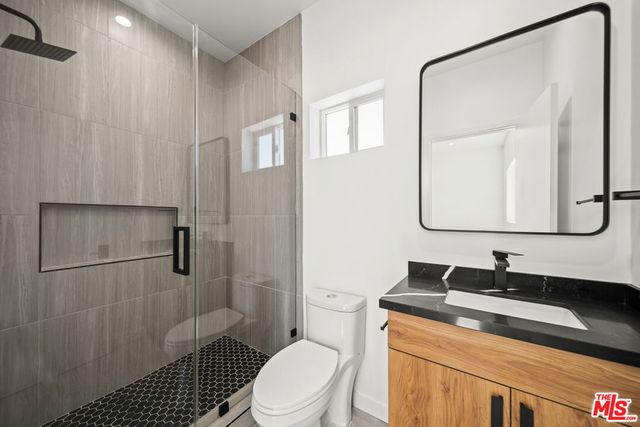 6049 Craner Avenue 2, North Hollywood, CA 91606