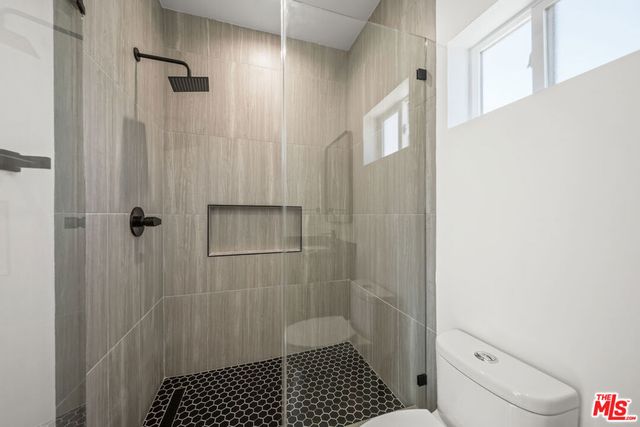 6049 Craner Avenue 2, North Hollywood, CA 91606