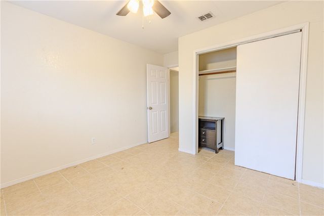 6005 Deer Creek Dr, Corpus Christi, TX 78415