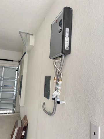 17953 SW 359th St, Homestead, FL 33034