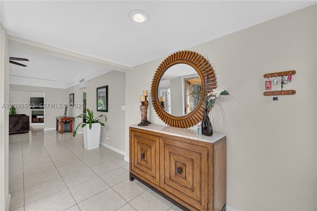 5405 Bayberry Ln, Tamarac, FL 33319