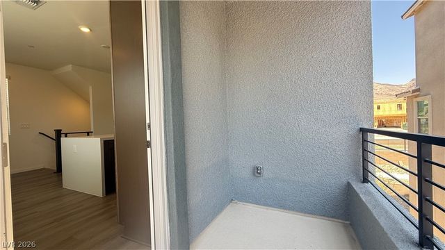 1513 Bat Hawk Street, Las Vegas, NV 89138