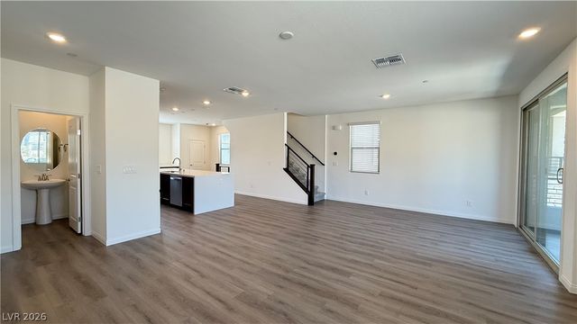 1513 Bat Hawk Street, Las Vegas, NV 89138