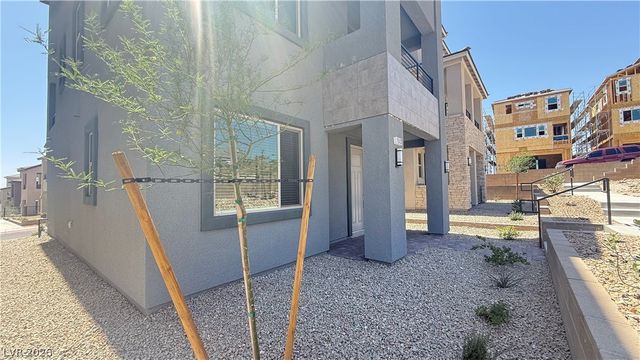 1513 Bat Hawk Street, Las Vegas, NV 89138