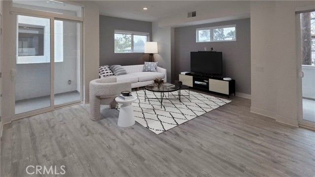 3309 Aria Lane, Los Angeles, CA 90034