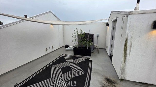 3309 Aria Lane, Los Angeles, CA 90034