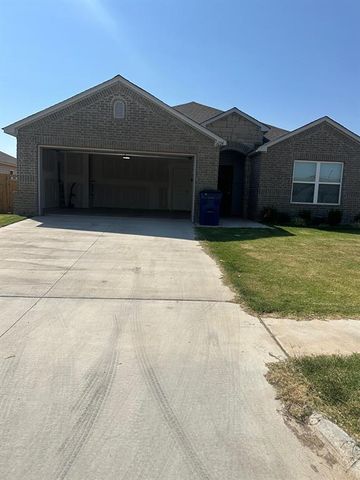 1214 Chuck Wagon Drive, El Reno, OK 73036