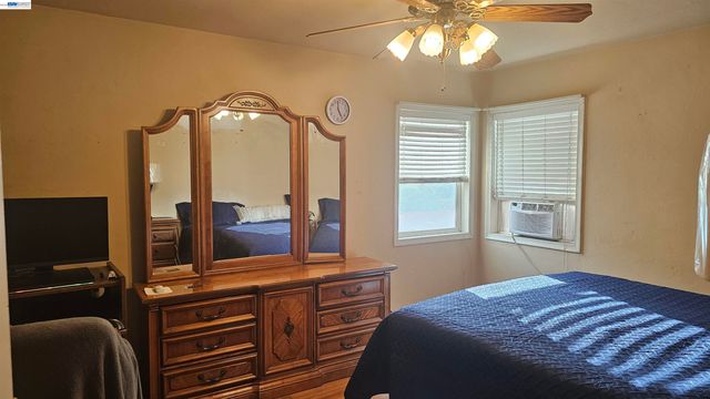 1441 170Th Ave, Ashland, CA 94541