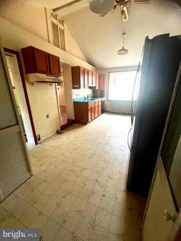 200 HELENA ST, Newfield, NJ 08344