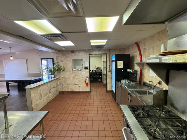 1297 Fort Street, Wyandotte, MI 48192