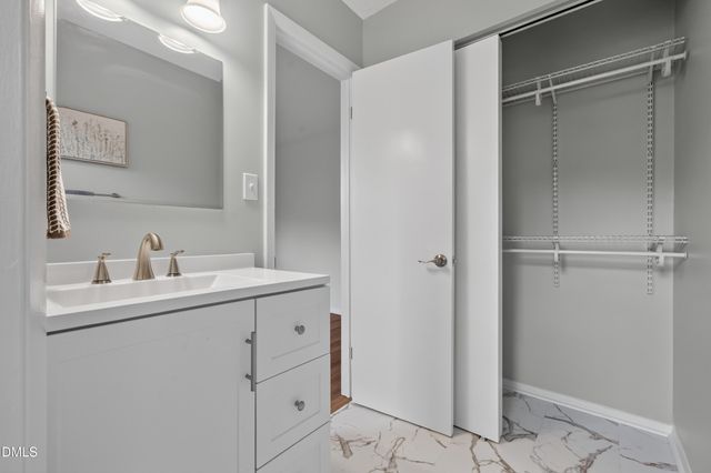 5604 H Falls Of Neuse Road, Raleigh, NC 27609