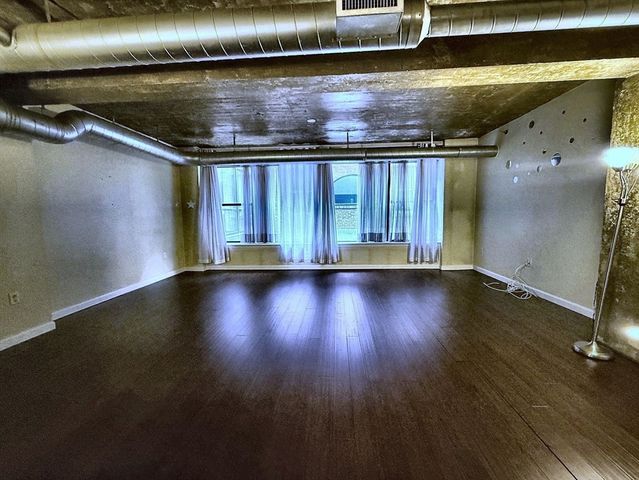 23-33 Middle St 4, Lowell, MA 01852