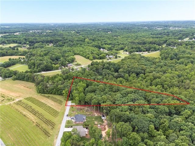 202 Belle Arbor Drive, Winston-salem, NC 27107