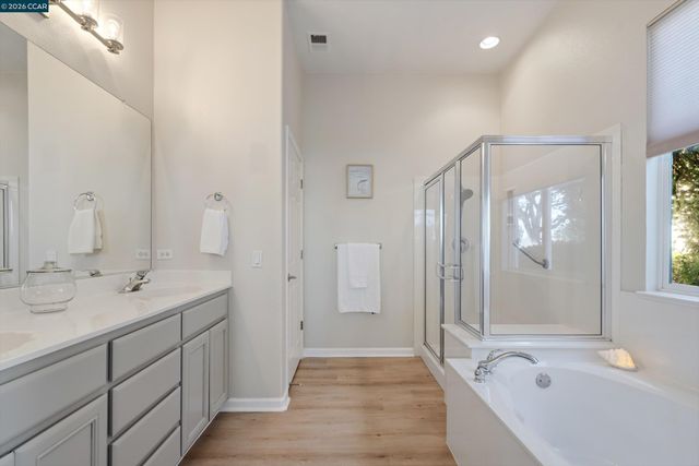 652 Baldwin Dr, Brentwood, CA 94513