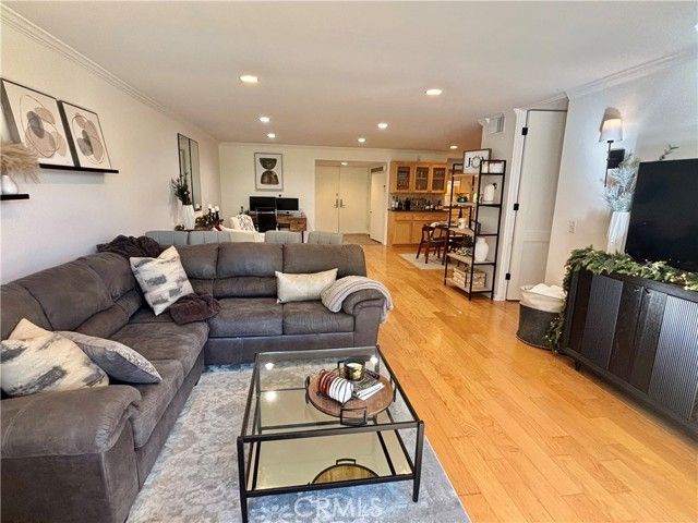 10633 Kinnard 1, Los Angeles, CA 90024