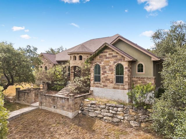 18872 Helotes Rdg, Helotes, TX 78023