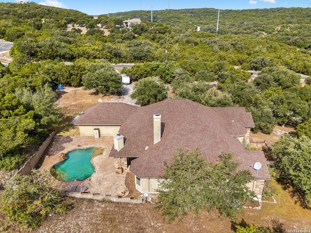 18872 Helotes Rdg, Helotes, TX 78023