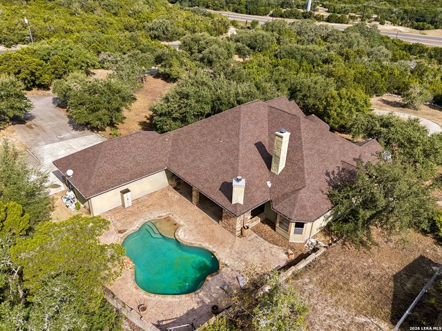 18872 Helotes Rdg, Helotes, TX 78023