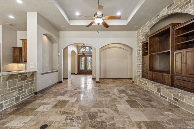 18872 Helotes Rdg, Helotes, TX 78023
