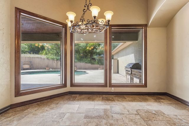 18872 Helotes Rdg, Helotes, TX 78023