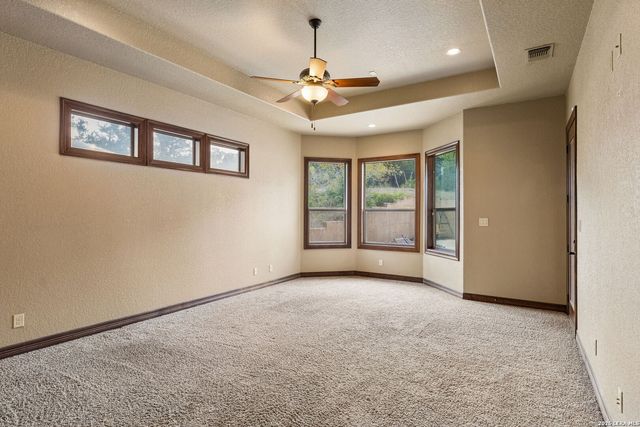 18872 Helotes Rdg, Helotes, TX 78023